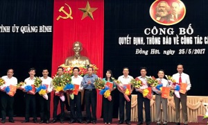 Thường trực Tỉnh ủy Quảng Bình trao quyết định điều động, bổ nhiệm cán bộ